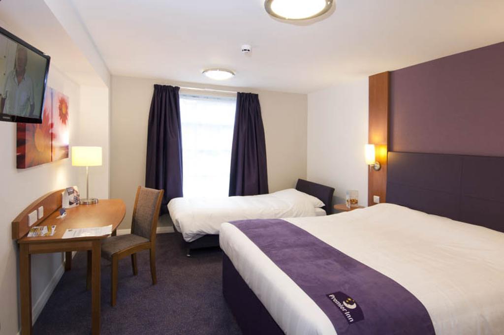 Premier Inn Cannock South Room photo